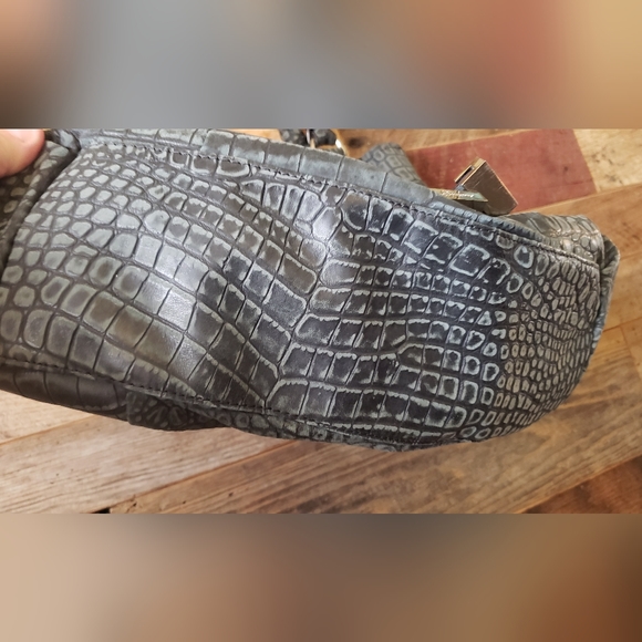 B Makowsky purse - Picture 3 of 9